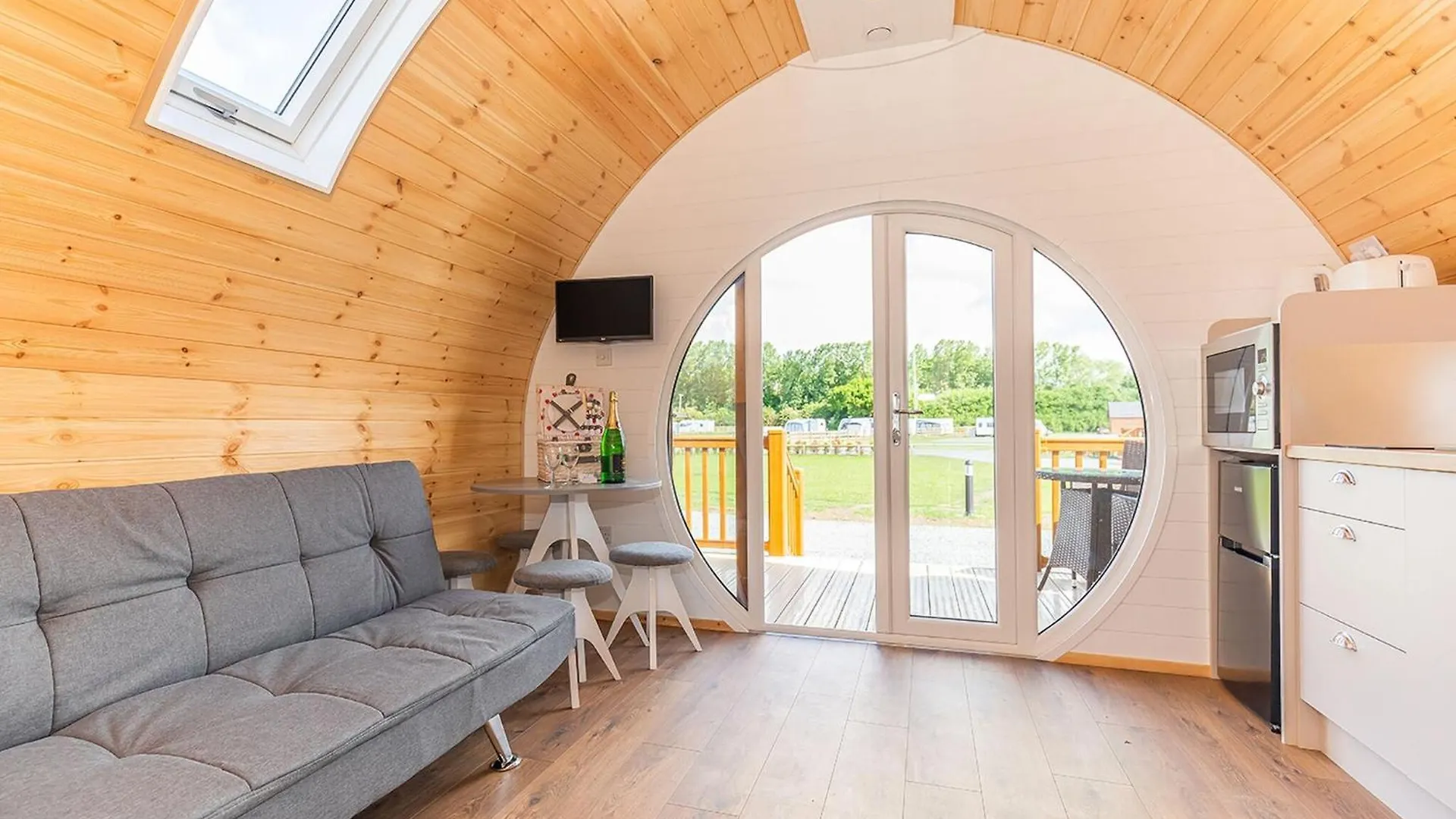 High Farm Holiday Park Routh